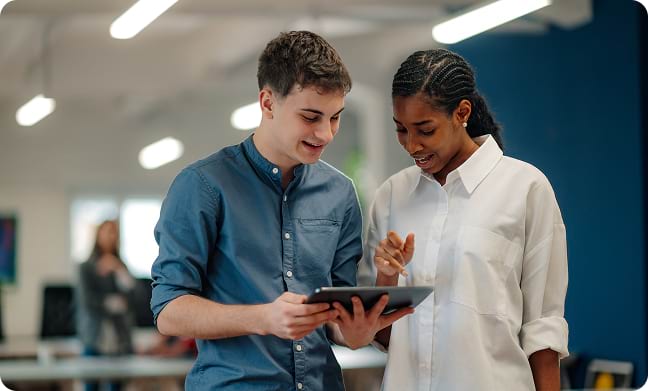 Employer meeting with apprentice during paralegal apprenticeship programme
